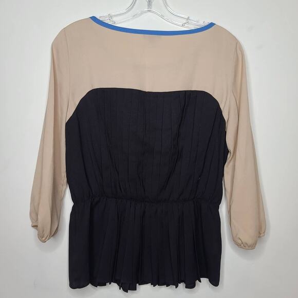 Ann Taylor black tan pleated peplum blouse - medium petite MP - Picture 3 of 4